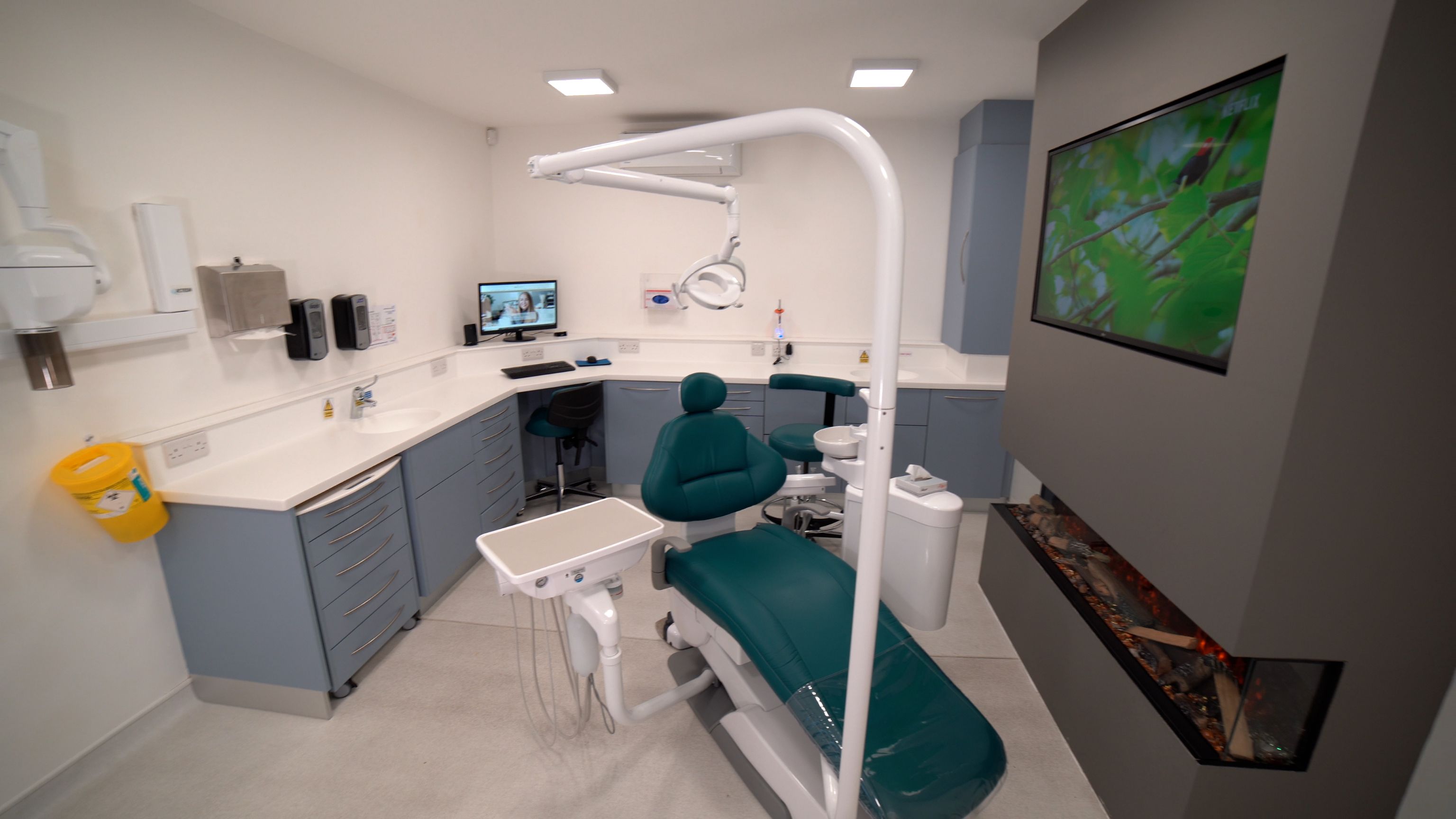Root canal treatment near you at Riyo dental Manchester